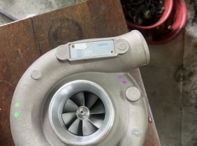HOLSET HX35 ra bô 4 lổ